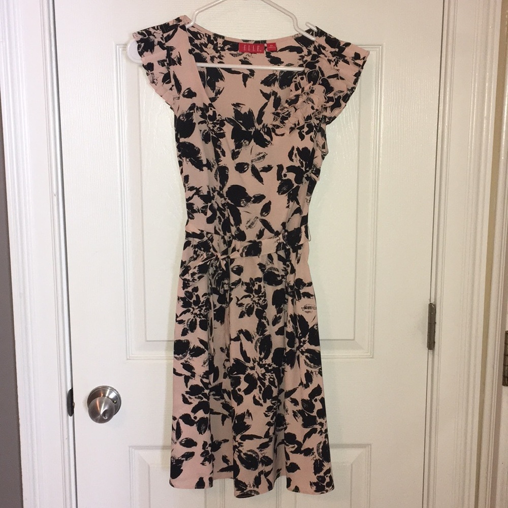 Elle cap sleeve dress